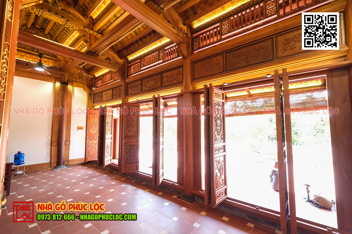 Không gian bên trong của nhà gỗ 3 gian 2 chái
